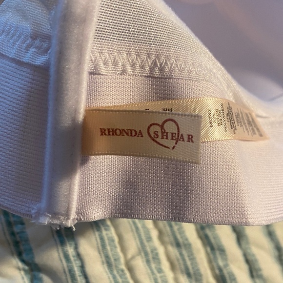 Rhonda Shear White Seamless Bra - Picture 2 of 4
